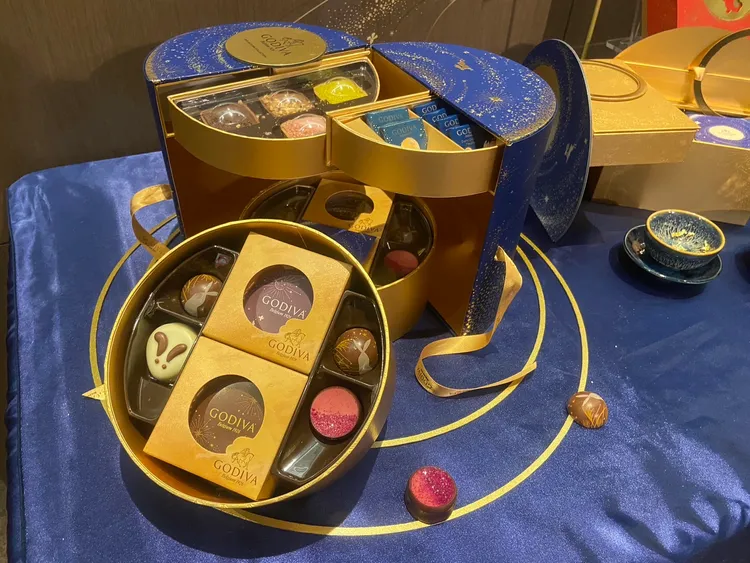 絢爛中秋限定禮盒富有巧思。陳揚盛攝