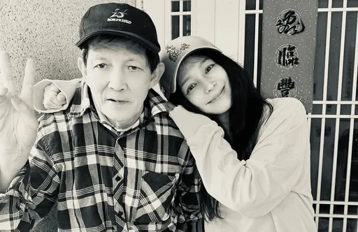 徐若瑄痛失至親po黑白照悼念 學釋懷「還是捨不得」