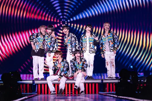 橫濱直擊|浪花男子連唱8場吸12萬人!道枝駿佑「當爸」大秀吉他