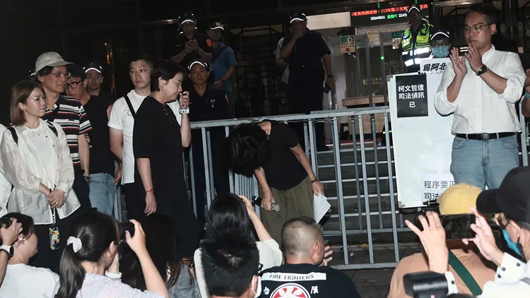 陳佩琪到北檢外。彭欣偉攝