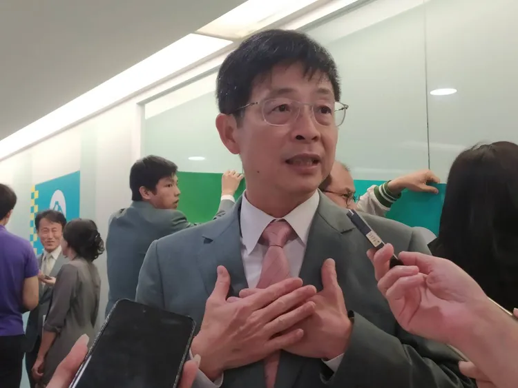 玉山金控今(8)日召開法人說明會，會後玉山金控董事長黃男州接受媒體訪問。許麗珍攝