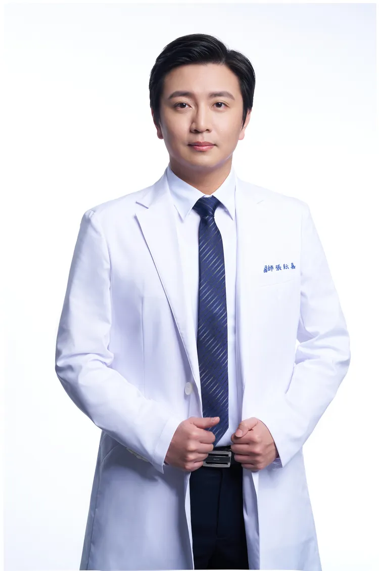 台北台全眼科院長張耘嘉醫師。台全眼科提供