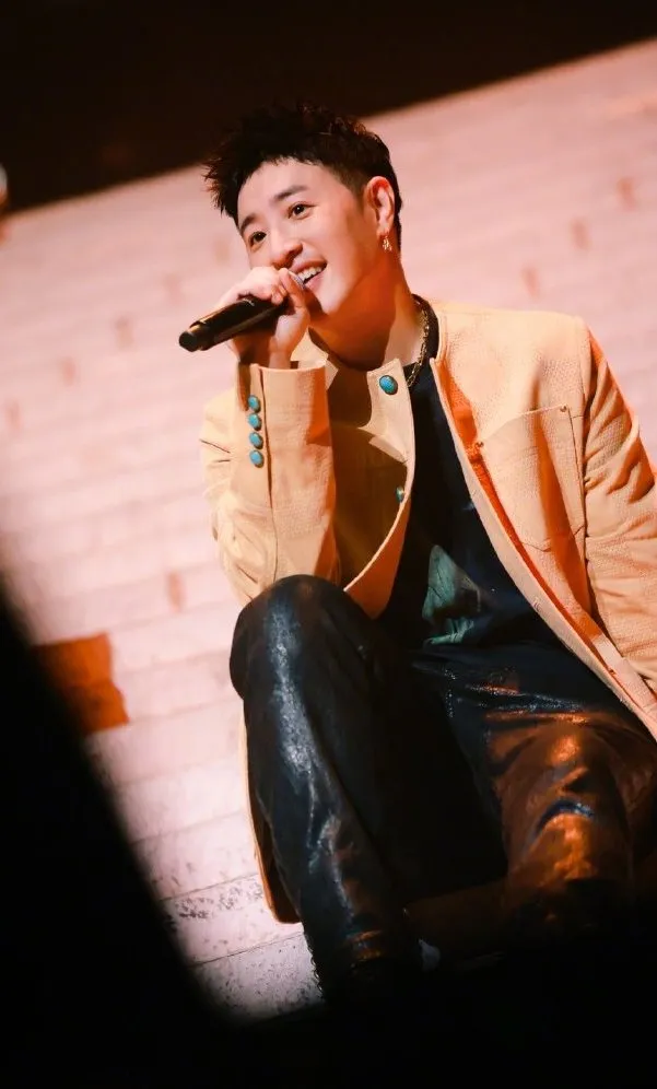 潘瑋柏最近忙著開演唱會。翻攝潘瑋柏微博
