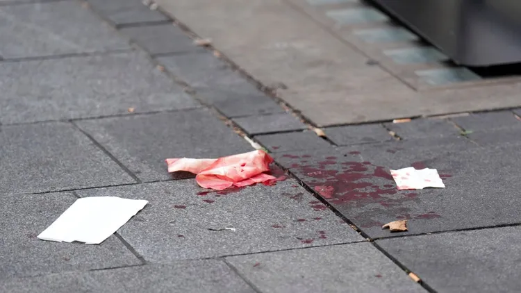 現場血跡斑斑。美聯社