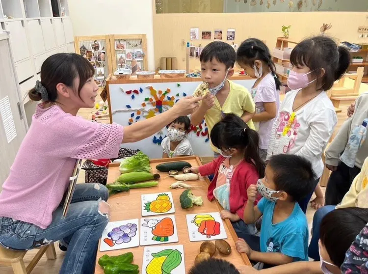 聯苑員工子女非營利幼兒園成立不滿2年，就得到公部門籌設職場托育設施評比幼稚兒園組特優獎。南科管理局提供
