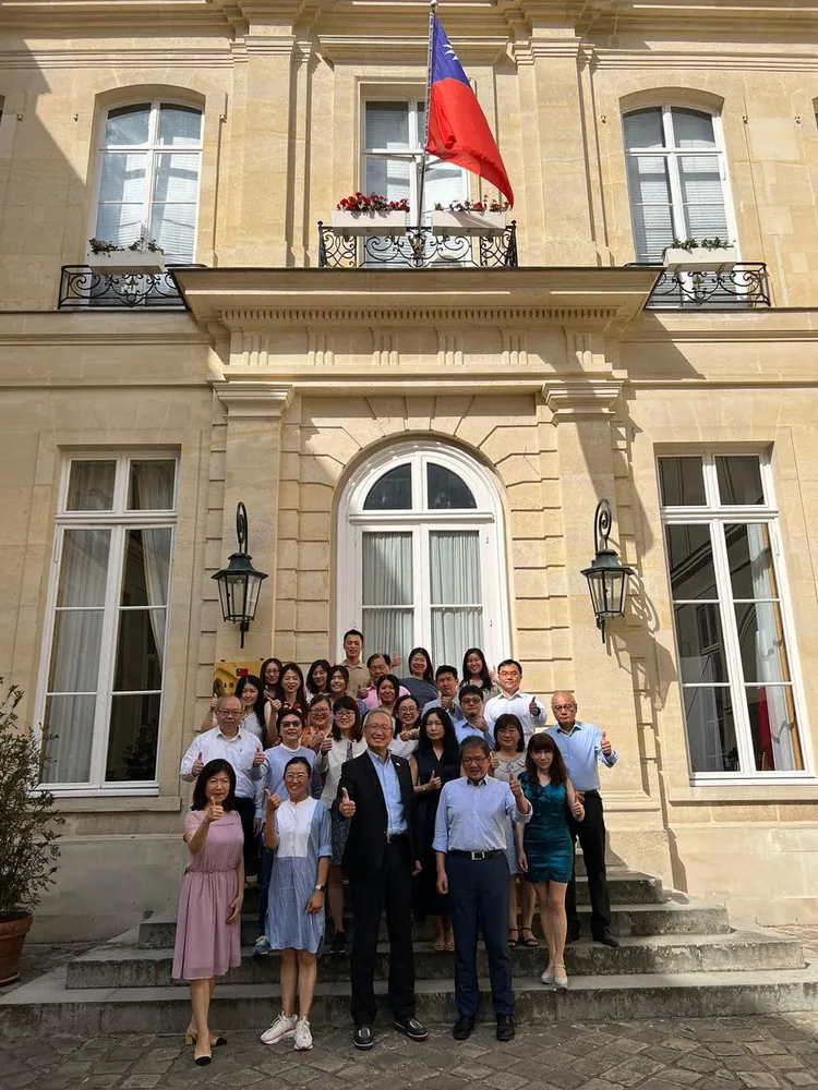 吳志中大使也將結束六年的任務，回到台灣接任外交部政務次長。取自林佳龍臉書