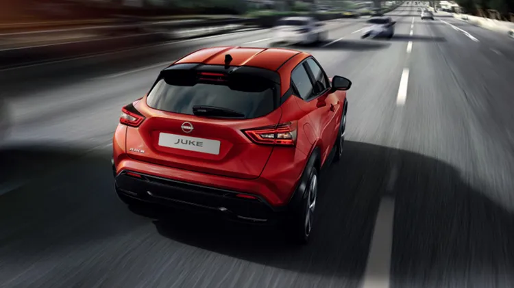 Nissan Juke搭載1.0升渦輪增壓引擎與DCT雙離合器動力組合，創造17.6 KM/L的油耗。業者提供