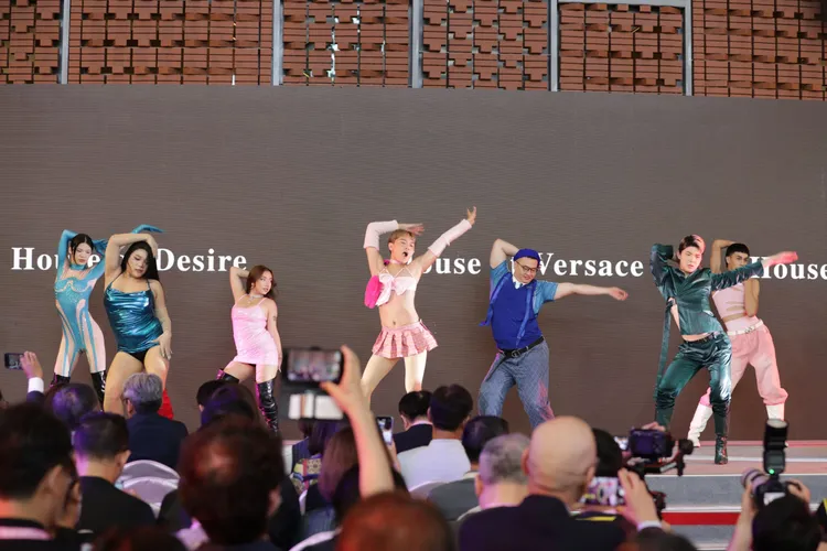 2024臺灣文博會26日在主展區大臺南會展中心開幕表演。市府提供