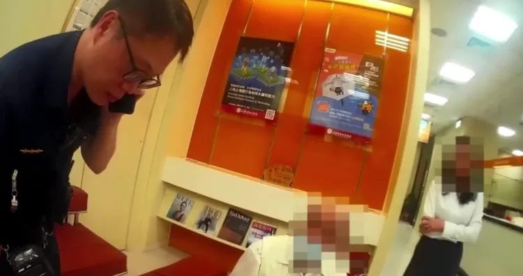 警方現場打給老翁兒子識破詐騙。警方提供