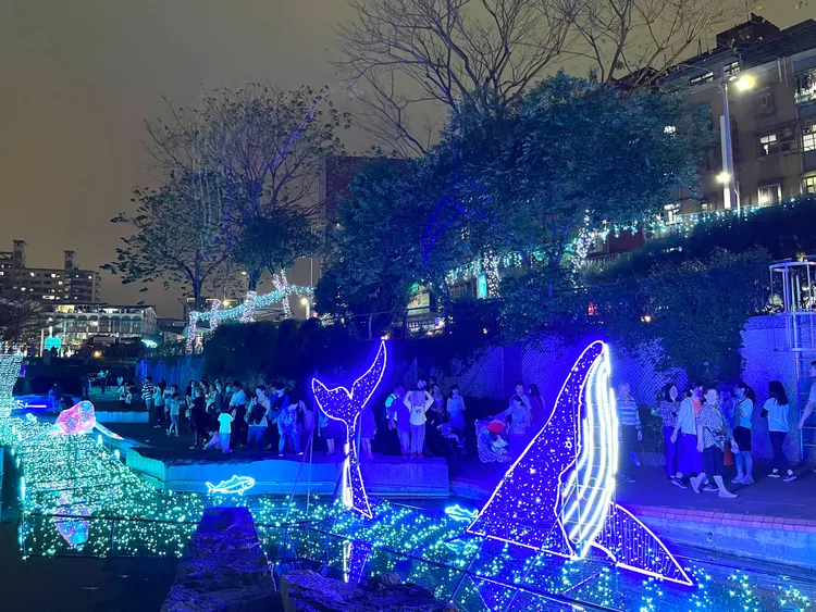 2024中港大排光雕展首次獲得美國謬思設計獎及法國設計獎雙獎肯定。水利局提供