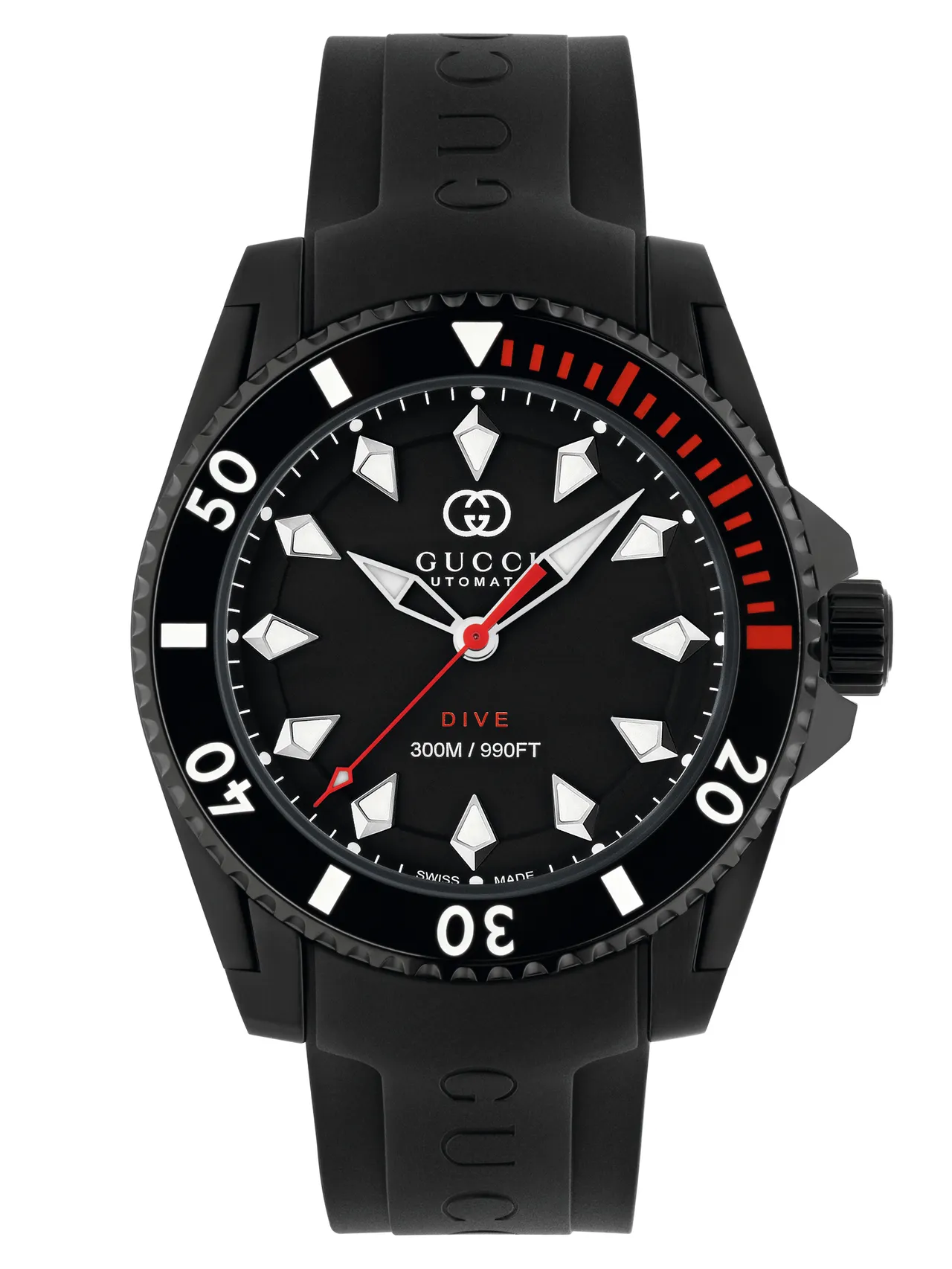 GUCCI Dive自動潛水腕錶橡膠錶帶,40mm,不鏽鋼錶殼,煤黑錶面,橡膠錶帶,SELLITA SW200 AUTO 自動上鍊機芯,動力儲存56小時,防水深度300米,8萬元。品牌提供