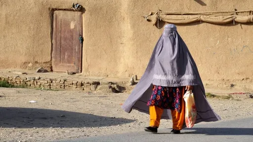 你/妳敢去?神學士立法不讓女性公開發聲 竟還想拚觀光