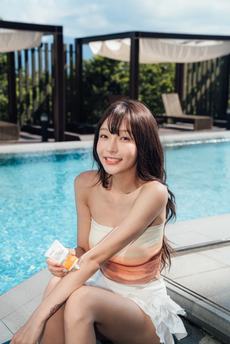 林襄跟上李多慧的防曬腳步。翻攝自林襄官方IG