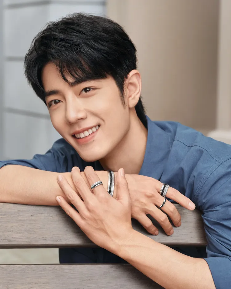 肖戰帥氣演繹BOUCHERON Quatre作品。品牌提供