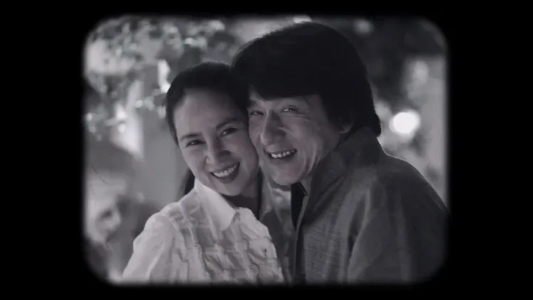 房祖名放上爸爸成龍與媽媽林鳳嬌的恩愛情景。翻攝群石國際YouTube