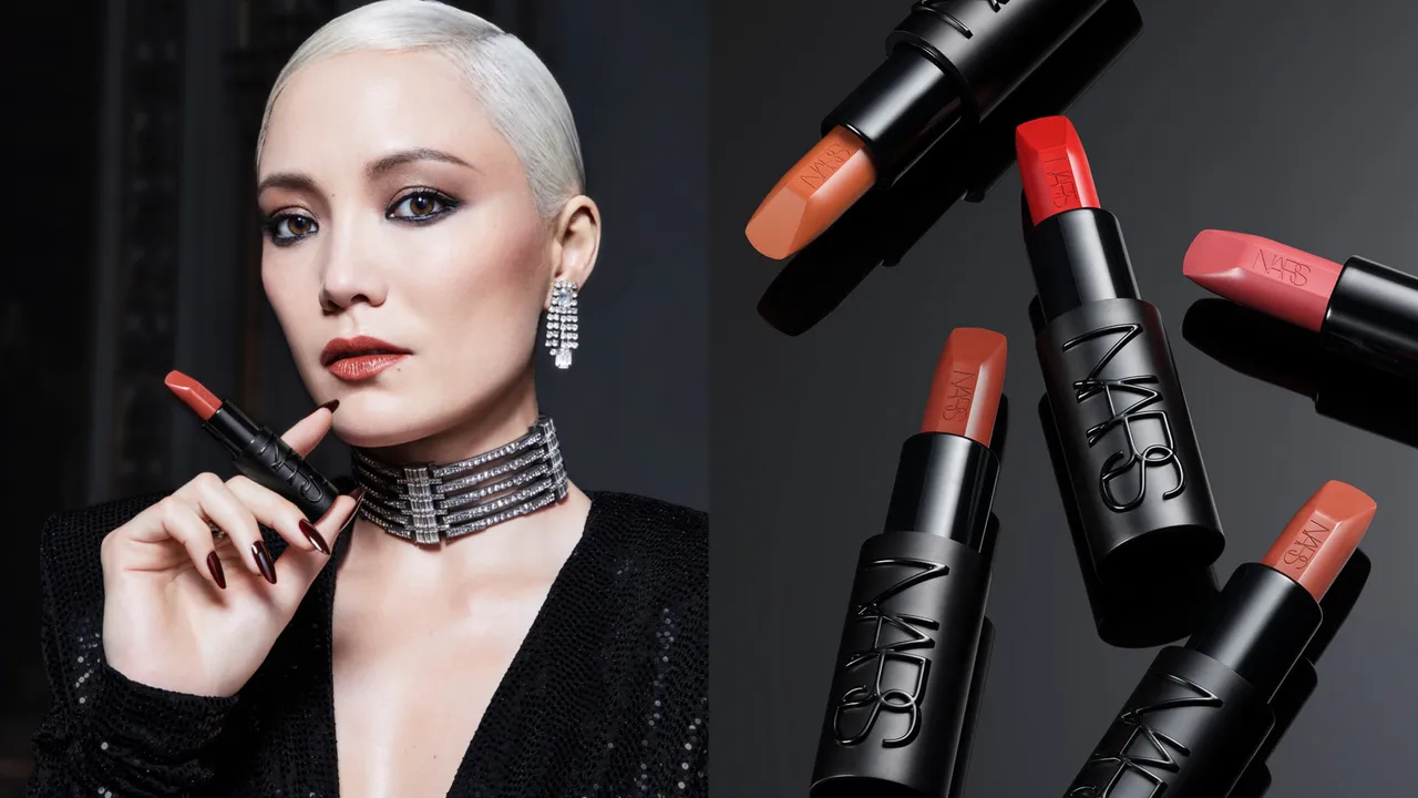 NARS慶祝品牌成立30周年，推出全新28色奢慾緞光唇膏，「螳螂女」Pom Klementieff抹上的#805相當適合亞洲女生，各1450元。品牌提供