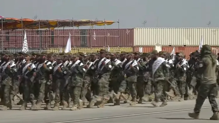 閱兵現場可見大量身穿軍服的陸軍士兵。美聯社