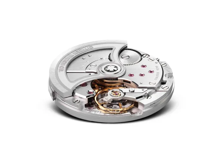 CITIZEN全新機械機芯Cal.0210展示了極簡美。品牌提供