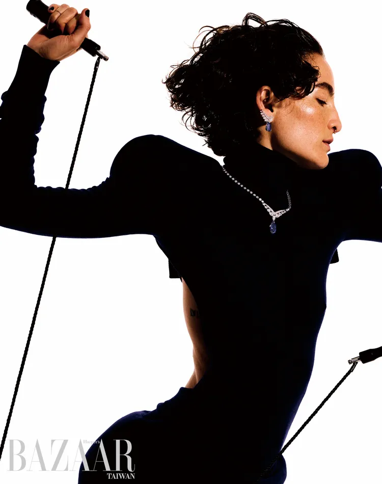 Heather Kemesky拍攝《Harper’s BAZAAR》封面。《Harper’s BAZAAR》國際中文版提供