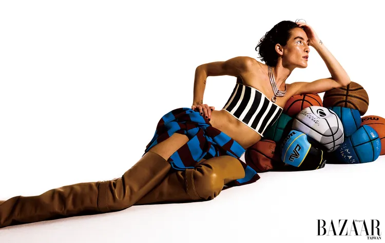 Heather Kemesky拍攝《Harper’s BAZAAR》封面。《Harper’s BAZAAR》國際中文版提供
