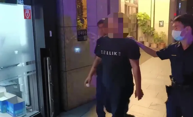 警方循線將動手的6人帶回。警方提供