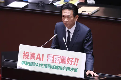 陳佩琪用兒子名義開公司 綠委譏「KP電詐園區」:越解釋問題越多