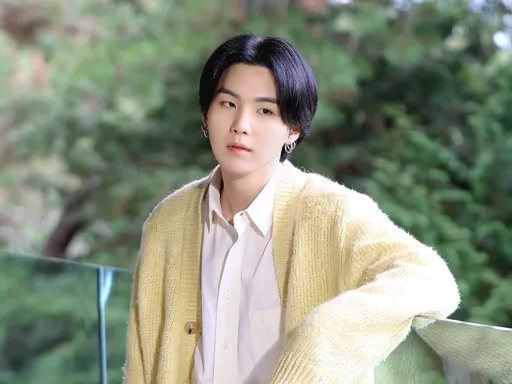 BTS SUGA酒駕「監視器畫面不同人」 韓媒鬧烏龍隔10天道歉