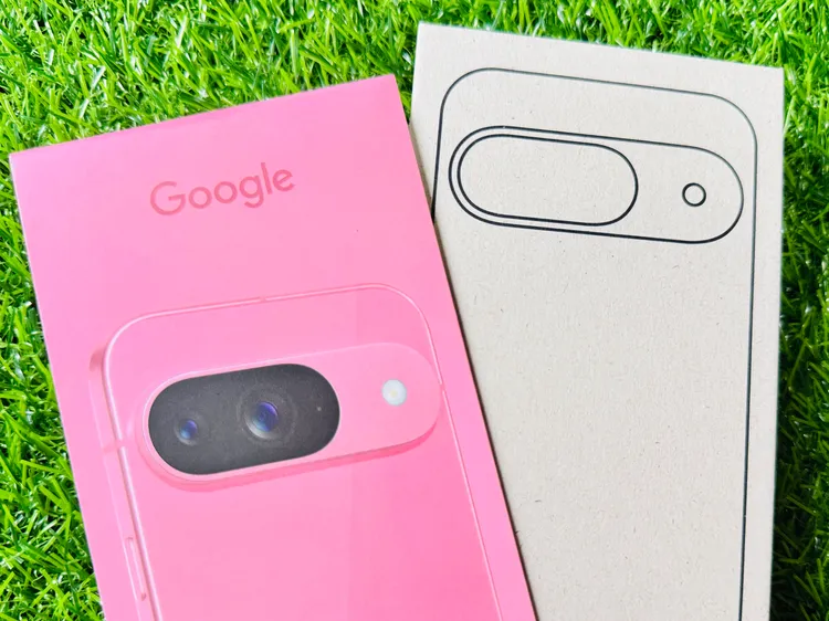 Google Pixel 9從外盒就有滿滿的環保感。趙筱文 攝