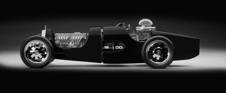 L’Epee T35賽車機械鐘錶，長439.7mm*寬180.5mm*高119mm，L’Epée 1839 1855 MHD自製分層機械機芯，動力儲存8日，每種顏色各限量100件，148萬元。品牌提供
