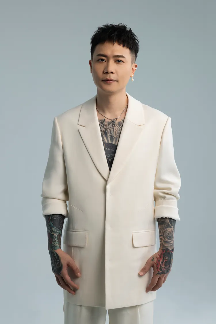 蕭秉治相隔十年將重返台北小巨蛋開唱。相信音樂提供