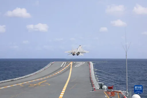 國軍偵獲31架次共機擾台四面空域　2架無人機囂張繞島一圈