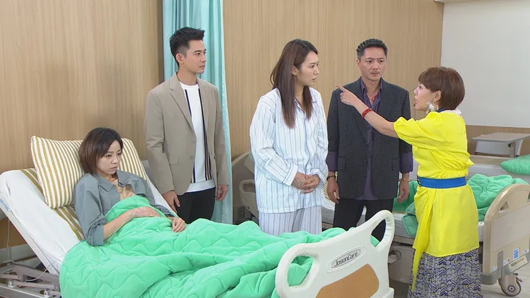 《愛的榮耀》灑狗血的大場面，又帶些幽默將劇情發展堆疊到最高潮。民視提供