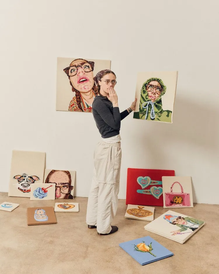 艾拉是一位織品藝術家。翻攝IG@ellaemhoff