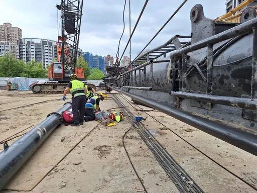 淡水工安意外 43岁越南籍移工遭机具压倒惨死