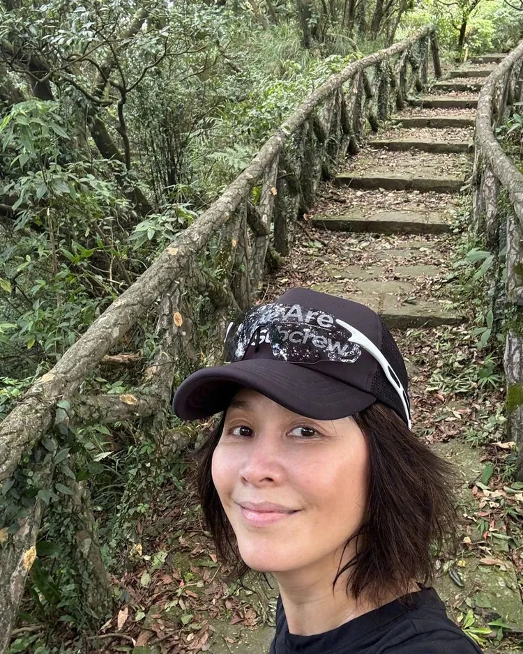 劉嘉玲爬陽明山。翻攝劉嘉玲IG