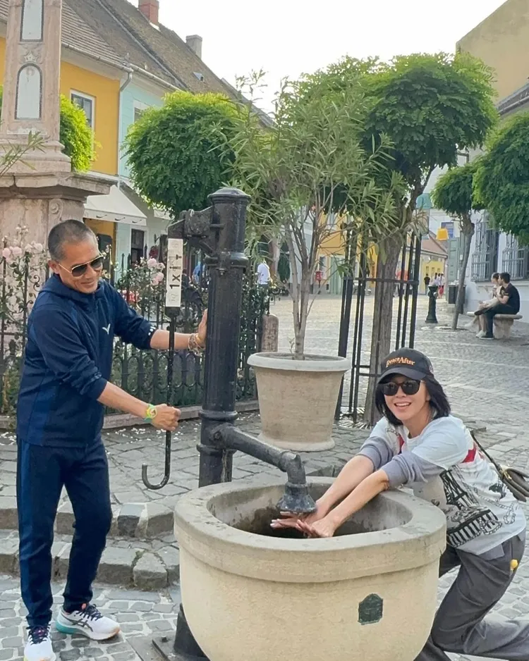 劉嘉玲和梁朝偉出遊。翻攝劉嘉玲IG