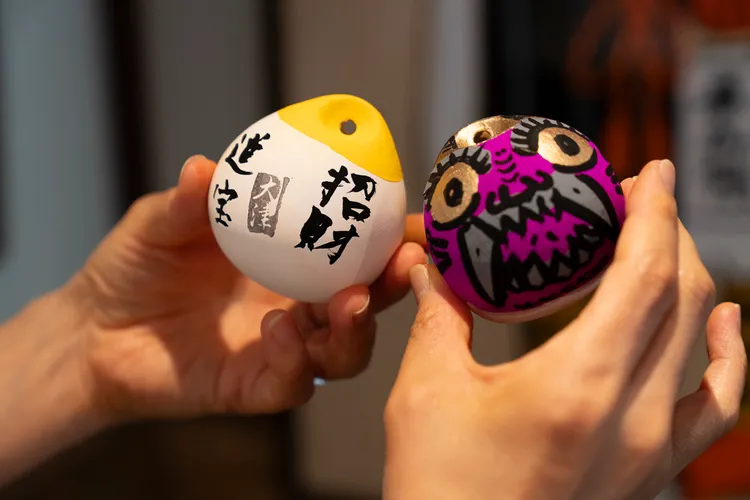 創作出獨一無二的「除魔鬼土鈴」，不僅是獨特的紀念品，更能為家人朋友帶來好運。業者提供