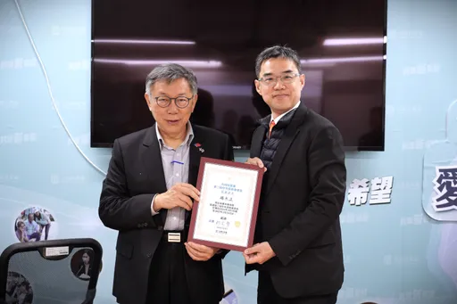 2千萬假帳全推給他!「端木正」是誰?和柯文哲有這些複雜關係