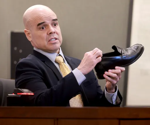 黑料被爆害落選 官員竟殘殺記者!獲判無期徒刑