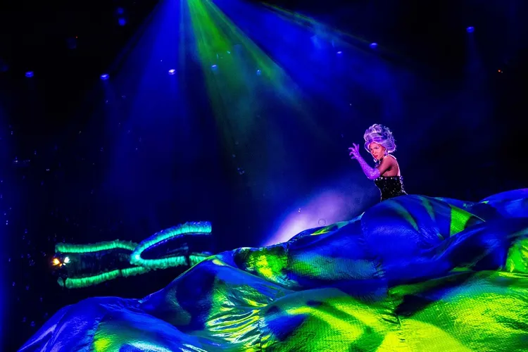 萬聖節的重頭戲「惡人舞動迪士尼」。業者提供