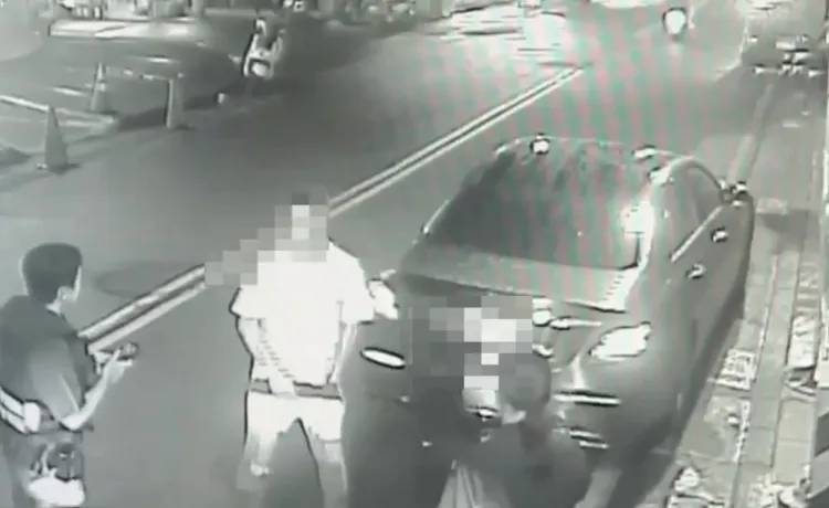 劉男懸掛假車牌半年多，遭三峽警查獲。警方提供