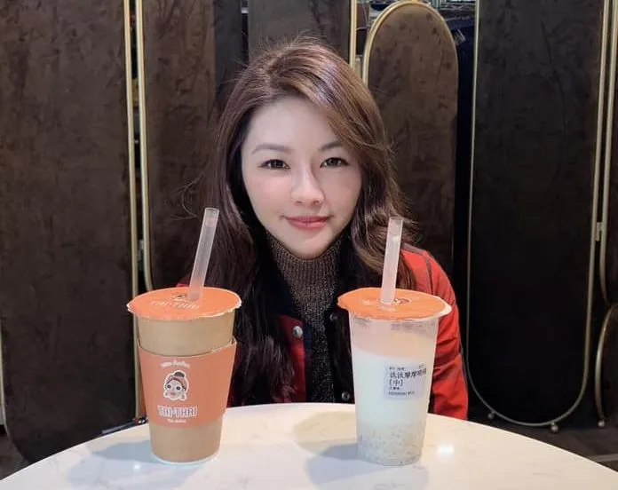 徐培菁外型出眾，早年曾任職電視台記者。翻攝臉書