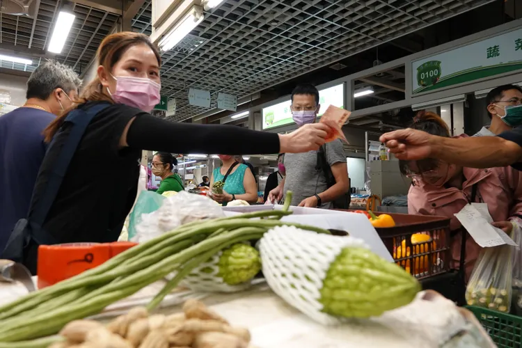 鄭麗君指示農業部持續監控批發市場行情。資料照