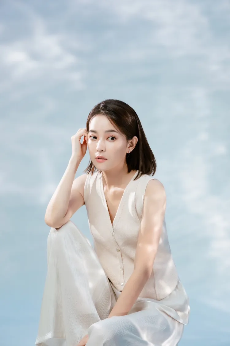 Vianne分享現在還會靠早睡、運動、大量喝水、低碳飲食保持健康。翻攝張瑋瑋 Vianne Chang臉書