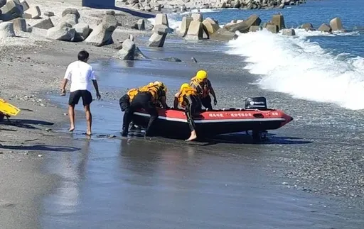 台東5名孩童海邊戲水遭岸流捲走　國中女「水母漂」待援！小5女童溺水不治