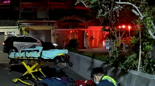 離奇!台中男家中揮刀自宮 渾身血墜落大樓車道慘死