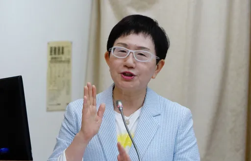 當沖降稅金管會爭取3度延長 財長拍板延3年今火速預告修正草案