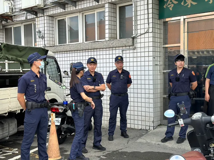 警方到場維持秩序。民眾提供