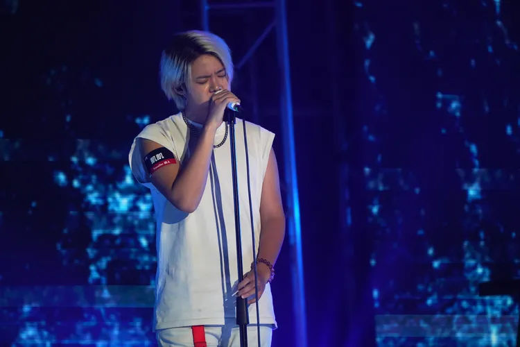 樂團「Traveller 旅人」改編魏如萱的《一萬個不回頭的方法》。東森綜合提供