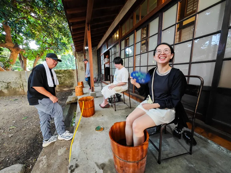 「保健中心：酸体部好湯」以日式錢湯為設計理念。田欣雲攝影